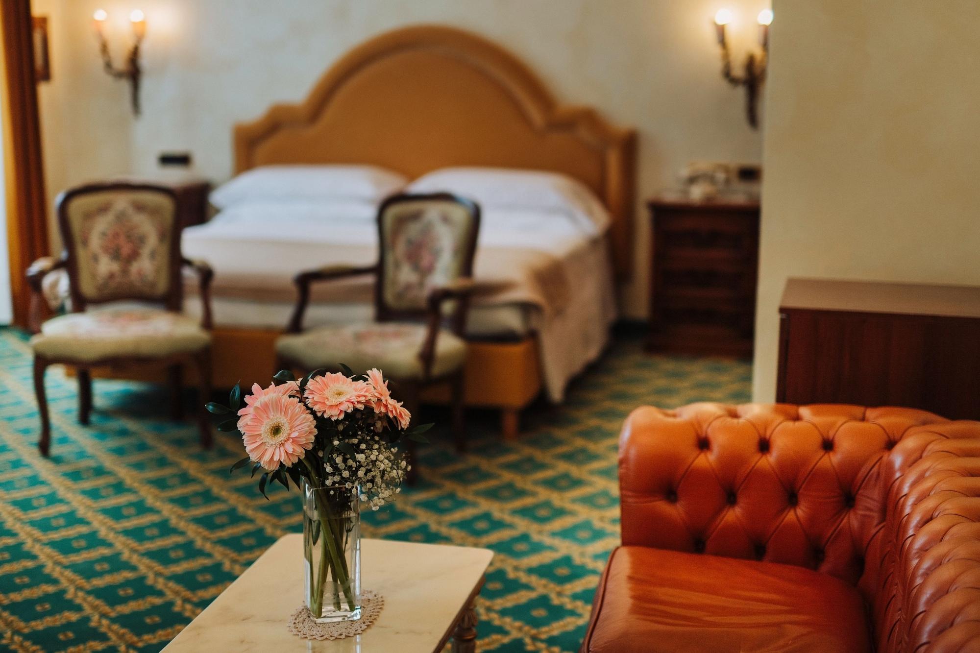 Grand Hotel Excelsior Chianciano Terme Exterior foto