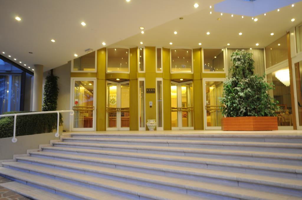 Grand Hotel Excelsior Chianciano Terme Exterior foto