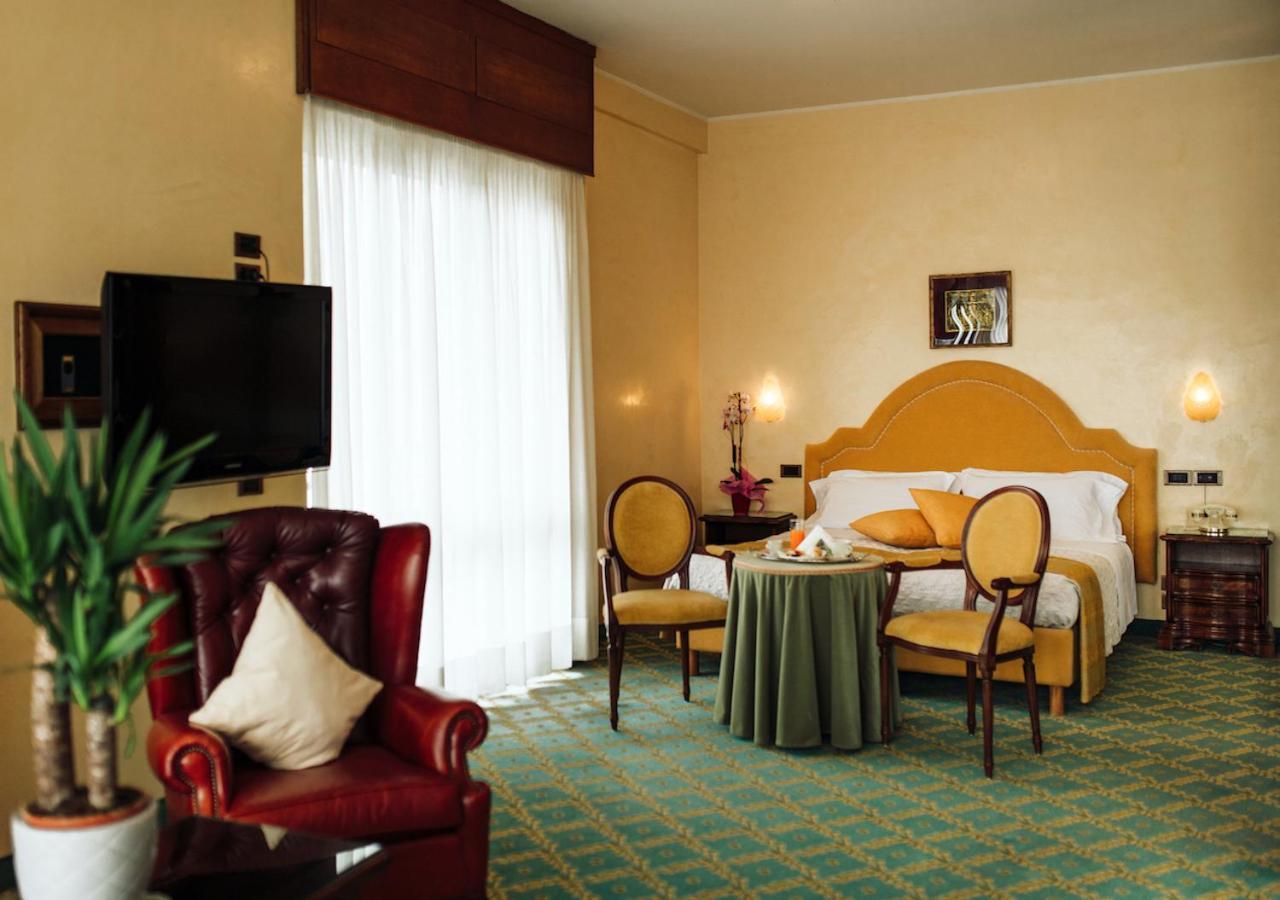 Grand Hotel Excelsior Chianciano Terme Exterior foto